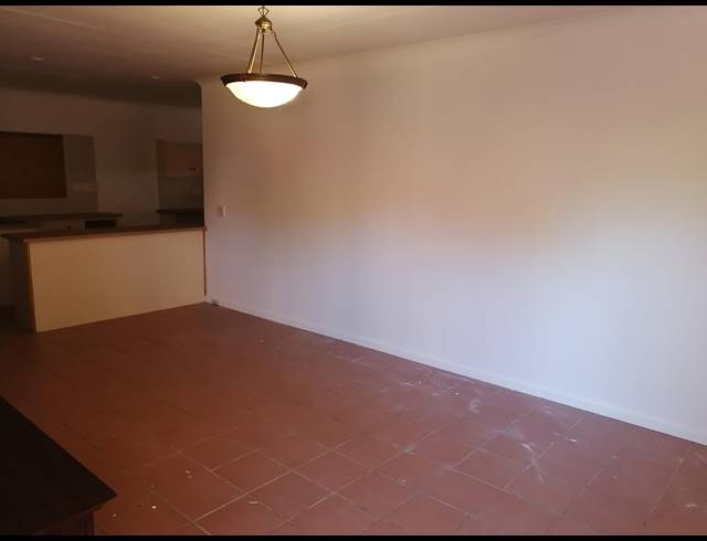 3 BEDROOM TOWNHOUSE TO LET IN BO-DORP